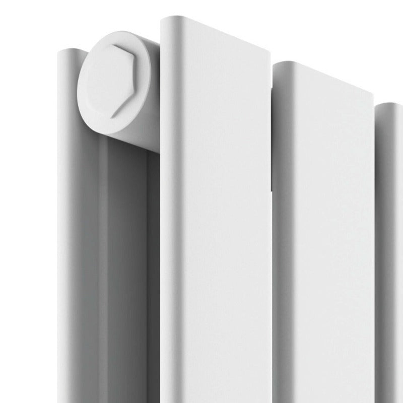 Bravo Horizontal Double Radiator
White Close-up