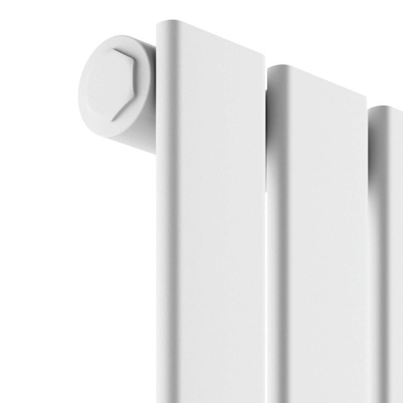 Bravo Horizontal Single Radiator
White Close-up