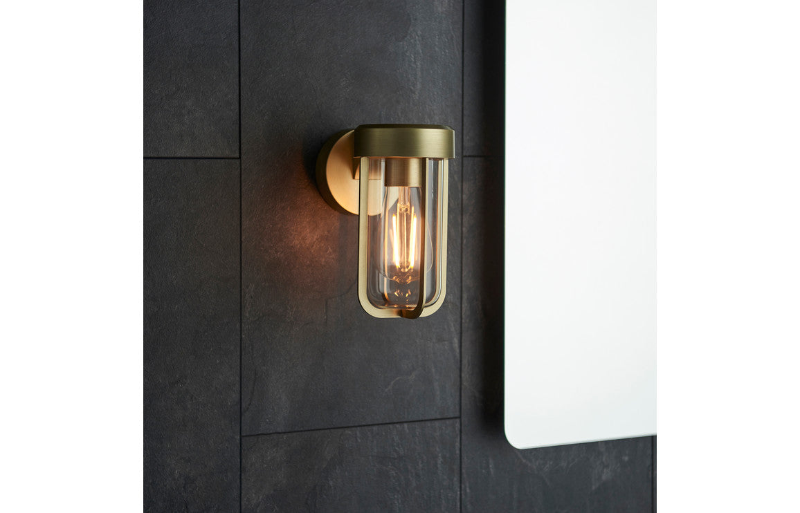 Mehr Wall Light - Brushed Brass