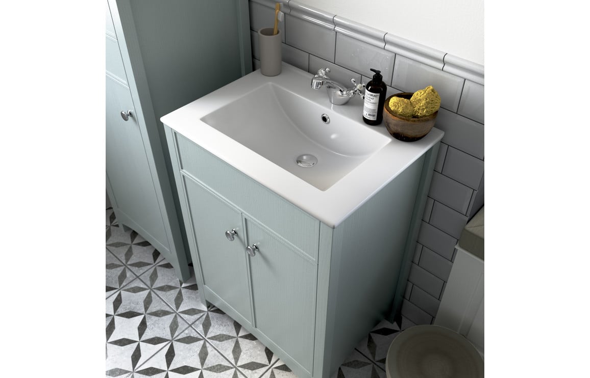 Lavana Soft Close Wood Effect Toilet Seat - Sea Green Ash
