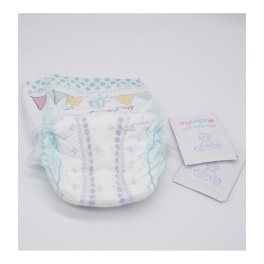 Pampers Junior Nappies With Wipes